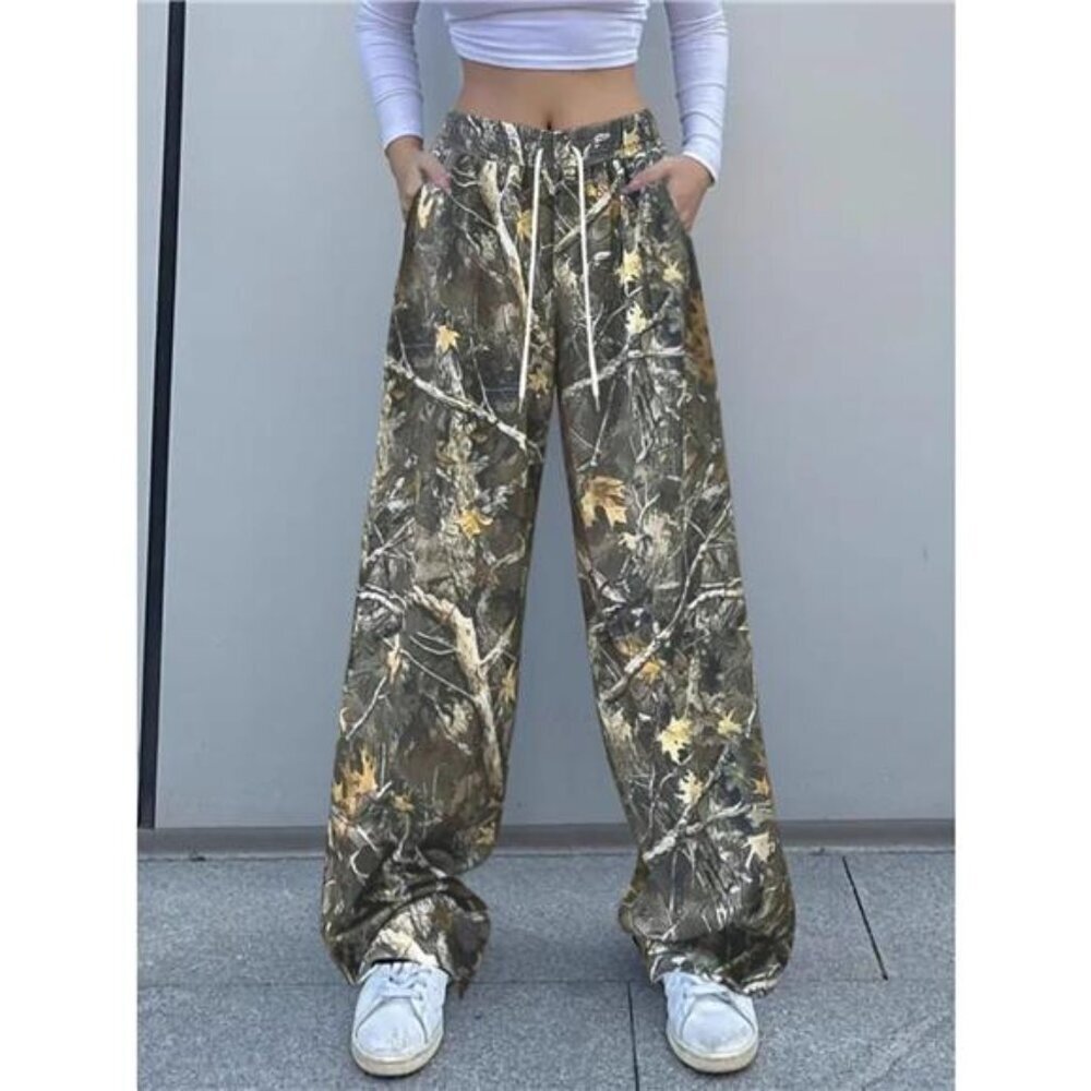 Relaxed Fit Camo Print Drawstring Waist Pants